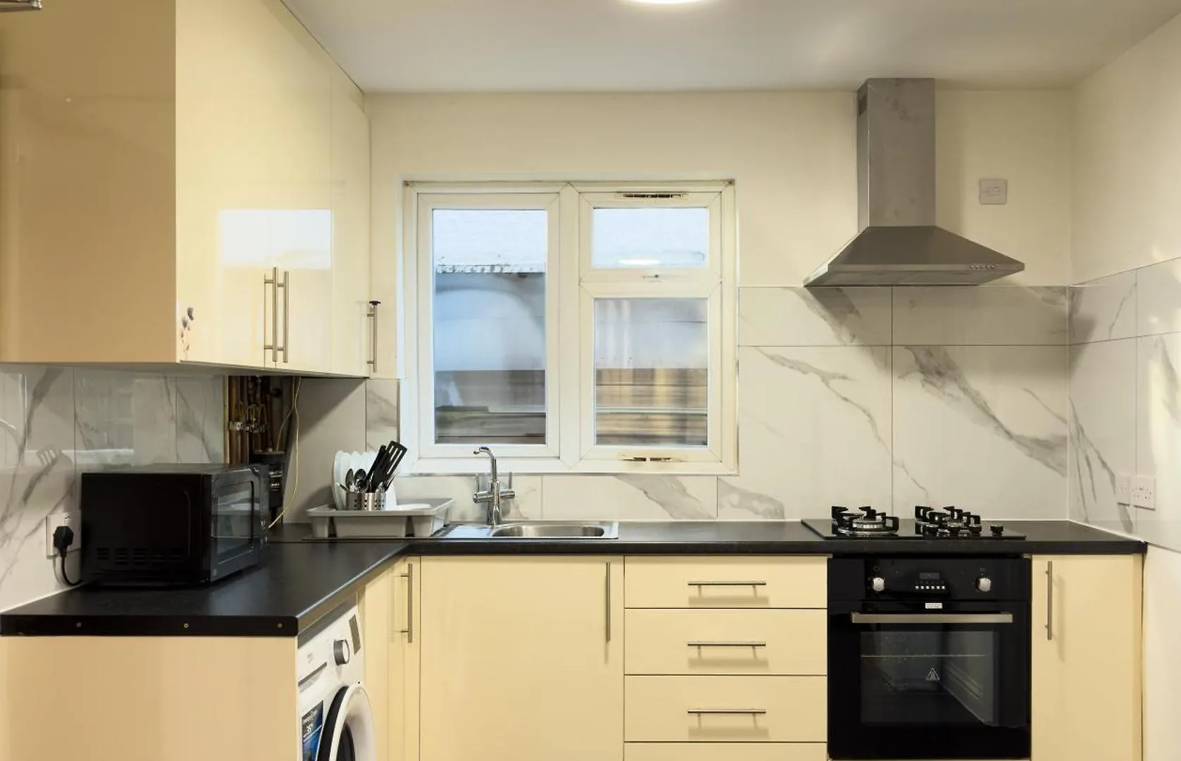 Bed & Breakfast Heathrow Lodge Bnb Harmondsworth United Kingdom